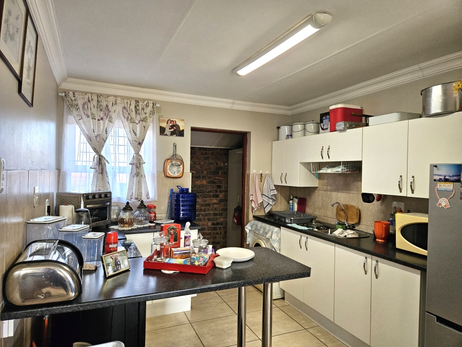 2 Bedroom Property for Sale in C Place Eastern Cape